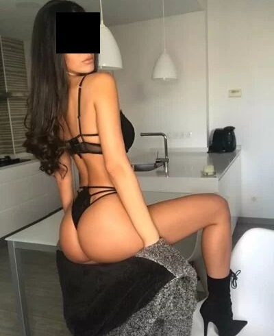 πολύ όμορφο κορμί με φυσικό στήθος 3αρι. - Εικόνα1