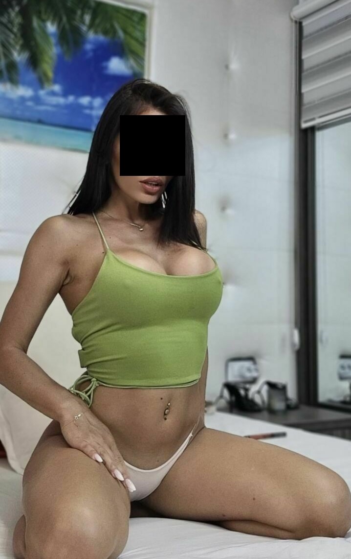 Χορταστική Σάντρα επαγγελματίας callgirl