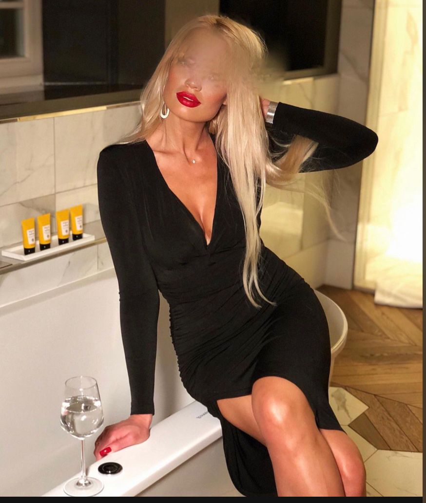 EMMA VIP!