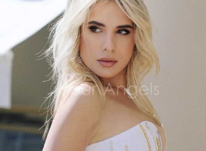 Monica258 (2)