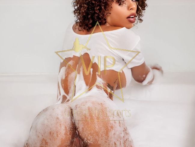 ESCORT-ATHENS-JADE-SEXY-ESCORTS-GREECE-VIP-GIRLS-4
