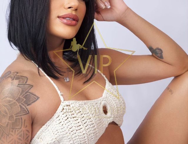 ESCORT-ATHENS-AYSHA-BRUNETTE-ESCORTS-ATHENS-4