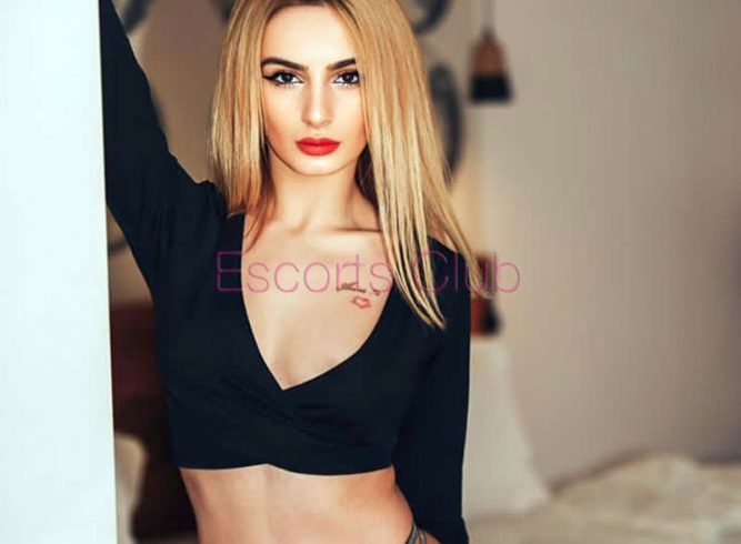 Anna-Maria-(3) Anna-Maria-(3)