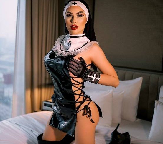 SENSUAL EROTIC KINKY SKINNY MODEL ESCORT IN ATHENS ANGIE (3)