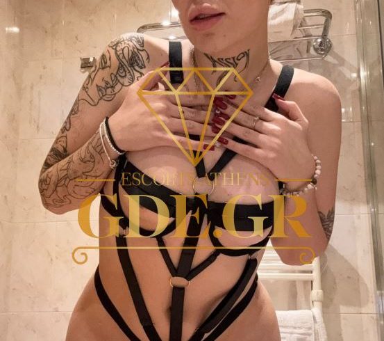 SENSUAL-EROTIC-SKINNY-SEXY-YOUNG-ESCORT-IN-ATHENS-EMANUELLA-3