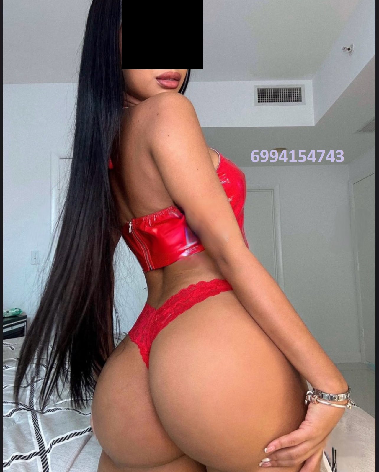 ΜΙΑ ΣΕΞΙ ΝΕΑ ΚΟΠΕΛΑ