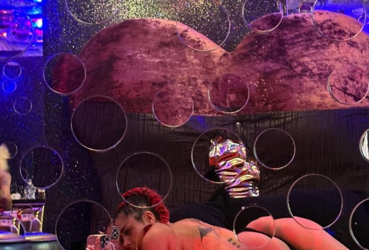 Εκτιμώ τους μορφωμένους κυρίους, κομψούς, απαιτητικούς, καθαρούς, με ωραίο γούστο - Εικόνα1