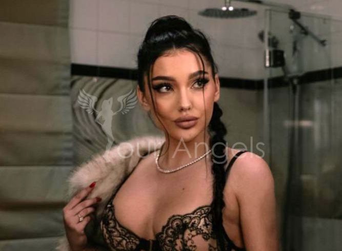 Selena2603-escort-(4)