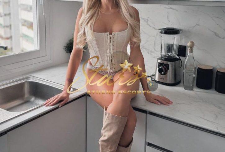INTERNATIONAL-ESVORTS-GIRLS-ELINA-10