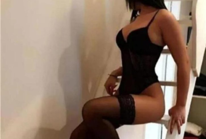 Έχω κορμί μανεκέν και πανέμορφο πρόσωπο. - Εικόνα2