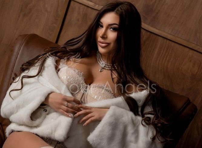 Angelina2606-escort-(5) Angelina2606-escort-(5)