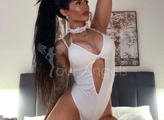 Alexandra2608-escort-(2)