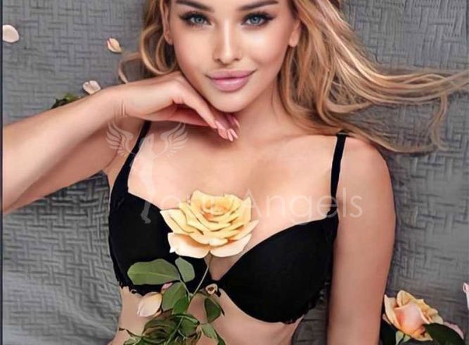 Vika-escort-(1) Vika-escort-(1)